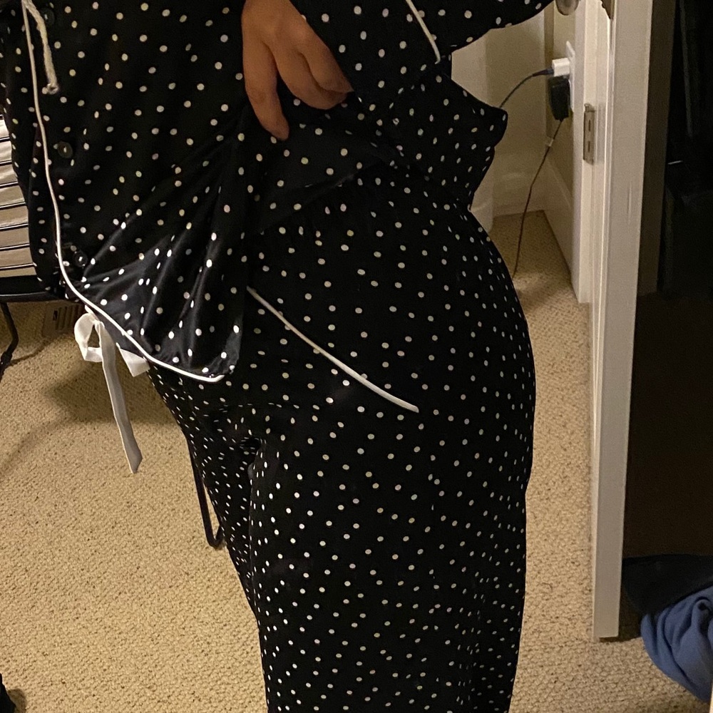 Pajama Set - Picture 4 of 7